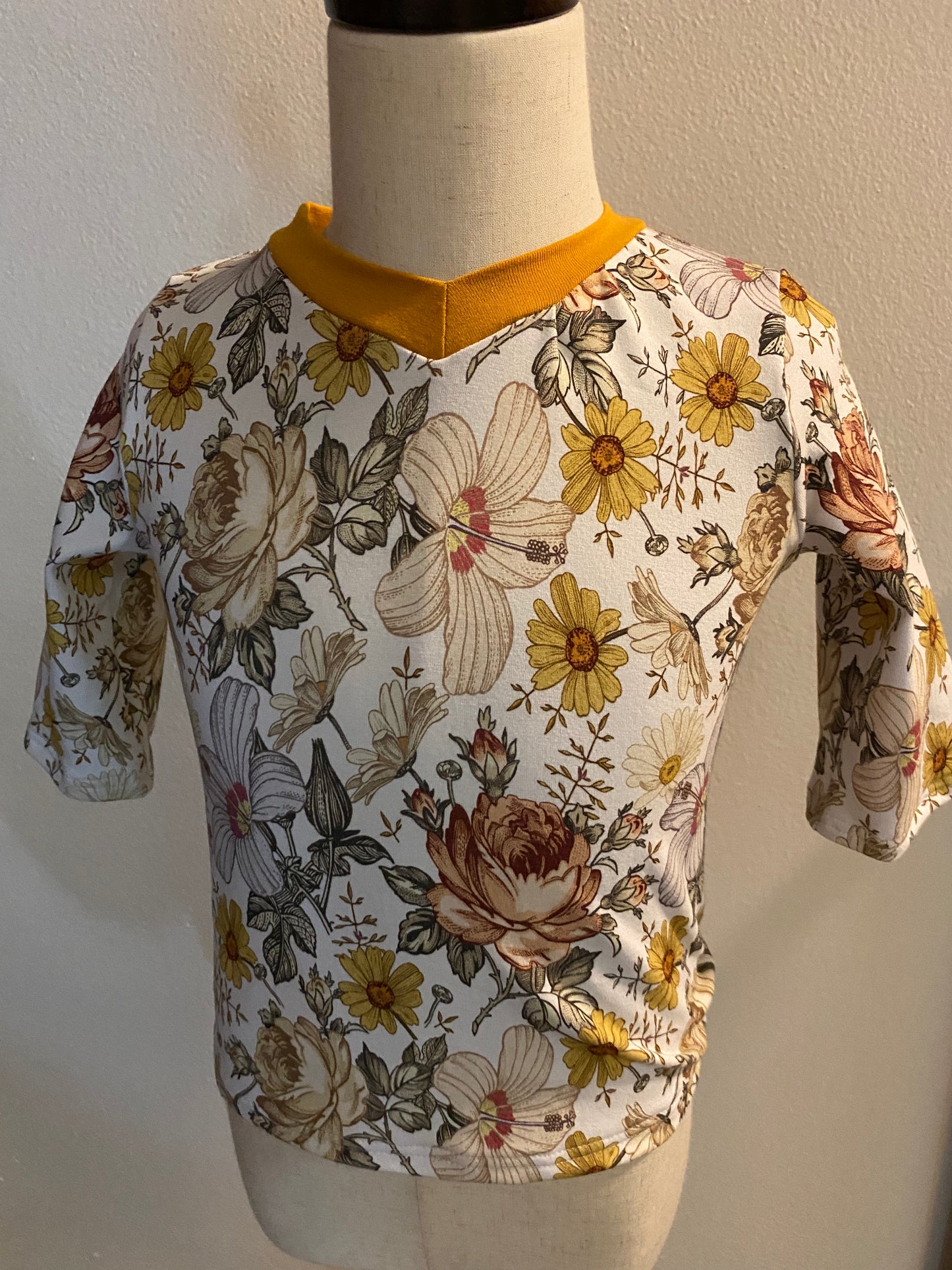 Fall pop up v neck